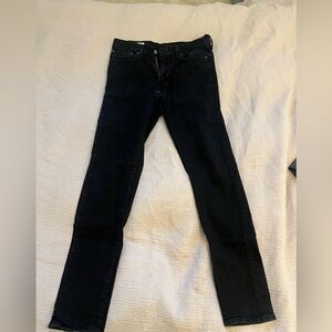 Black Levi’s 510 31W 32L, very lightly worn, like new